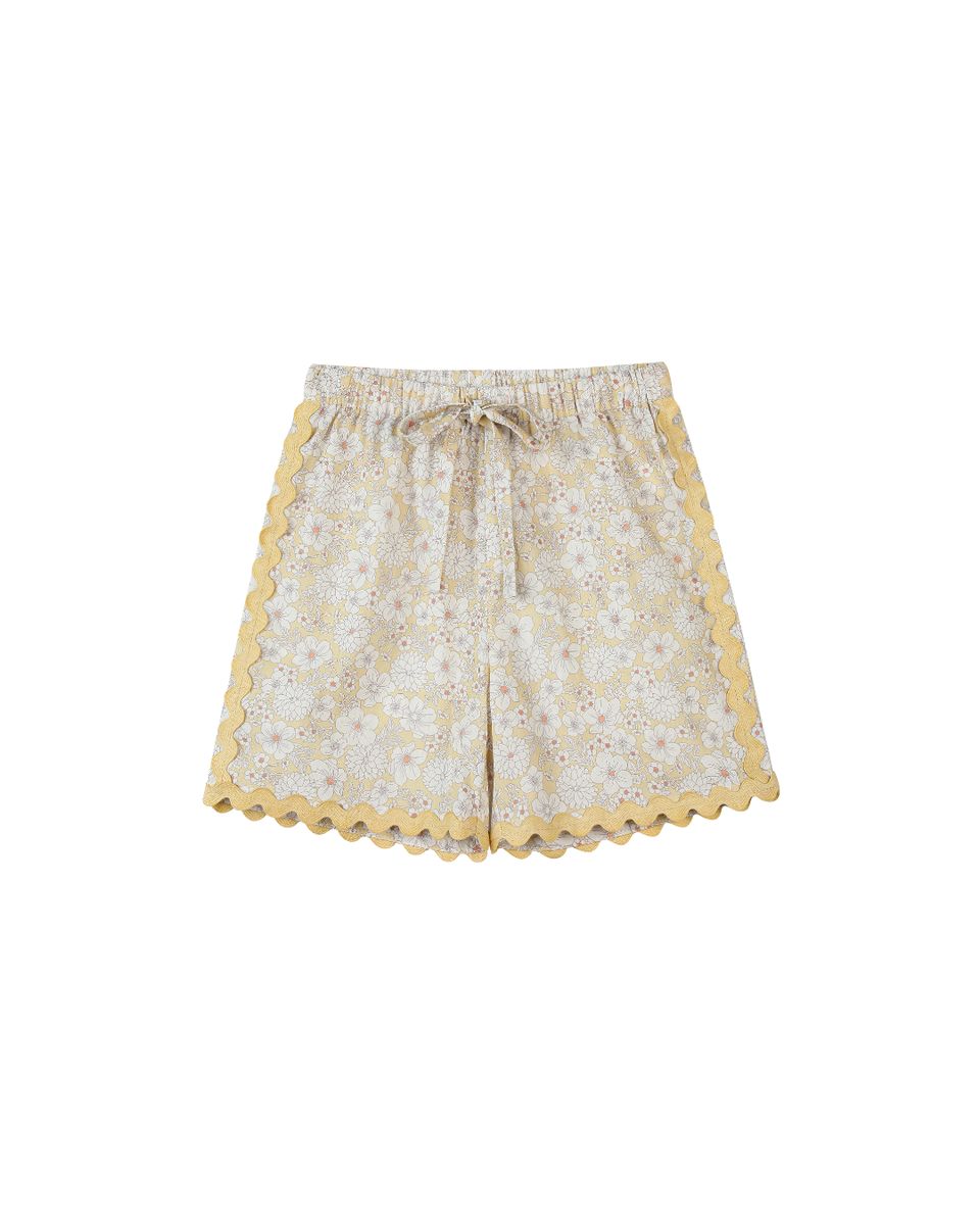 madison shorts in yellow large floral