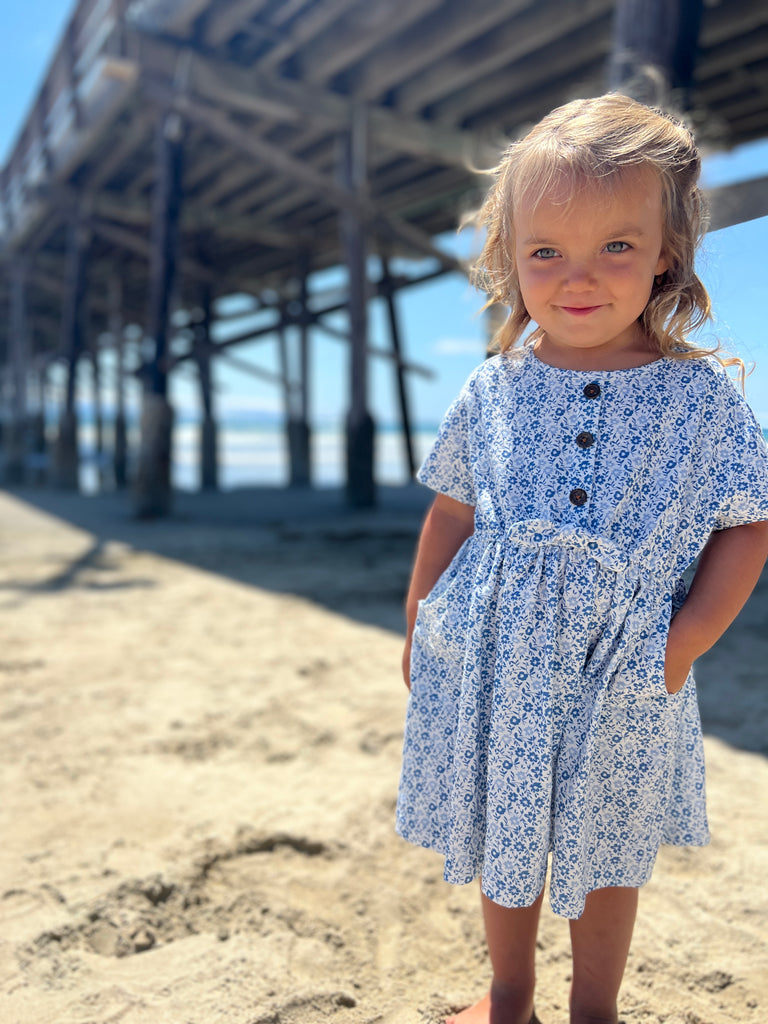 Blue daisy print dress for babies and girls 