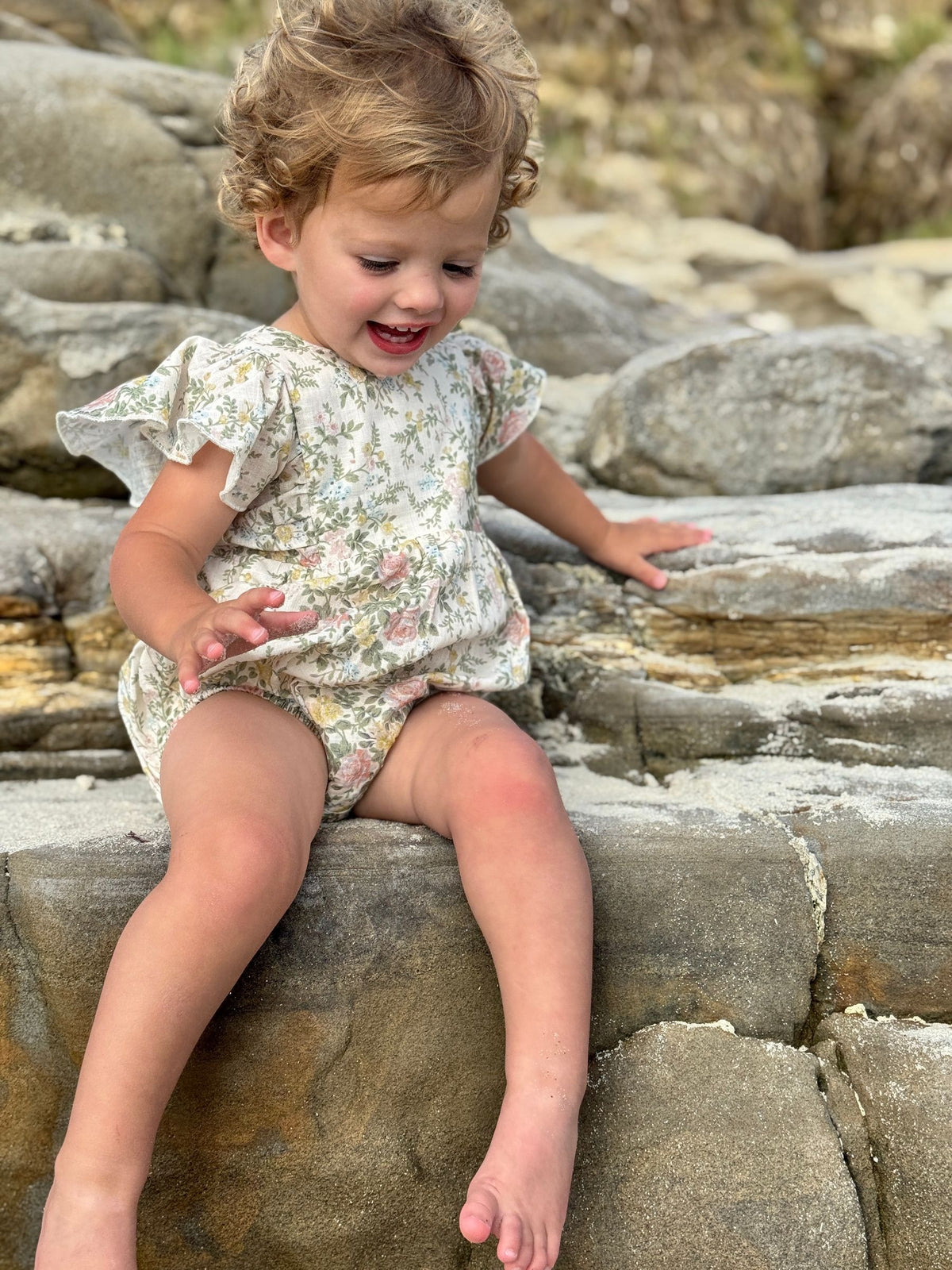 miranda bubble in cream cottage floral