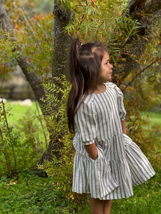 Willlow Dress in Bohemian Gray