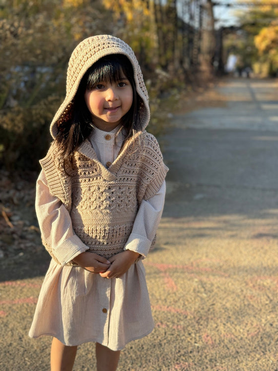 Mabel Vest in Oatmeal