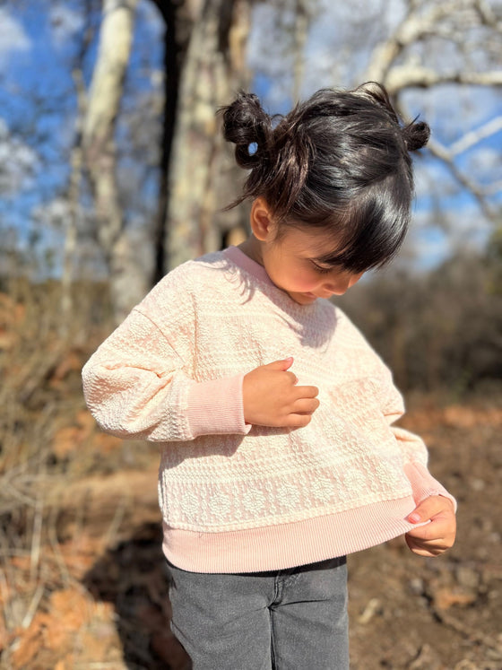 Myla Sweatshirt in Pink Snowflake