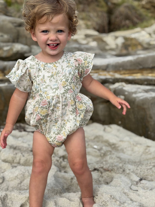 miranda bubble in cream cottage floral