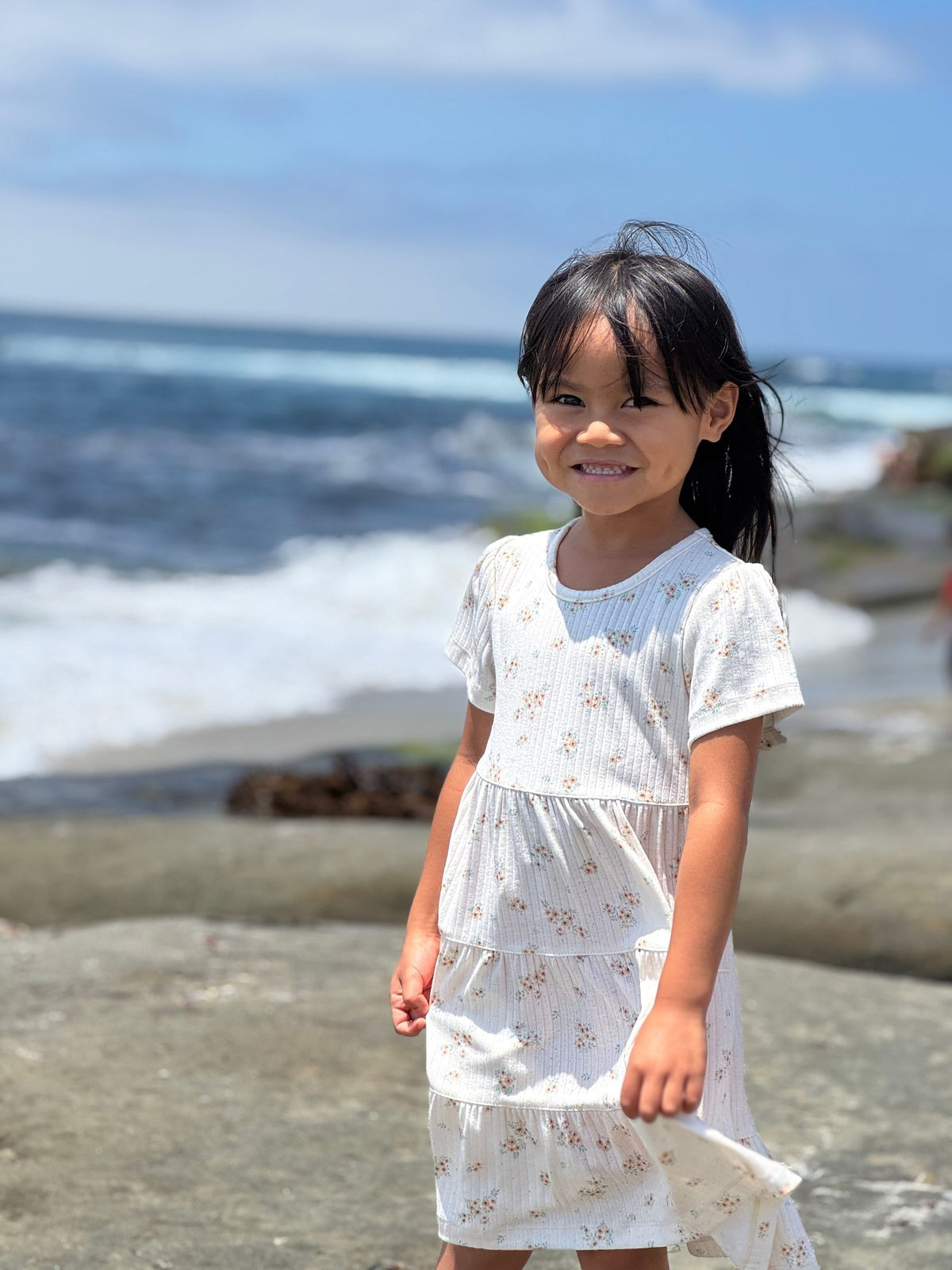 iona dress in cream ditsy floral