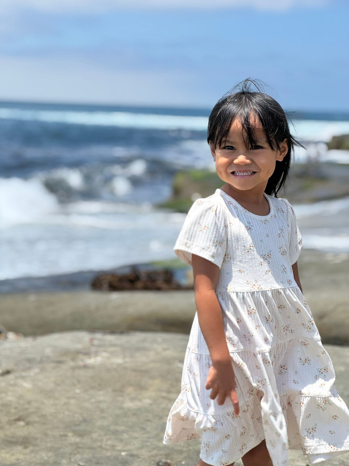 iona dress in cream ditsy floral