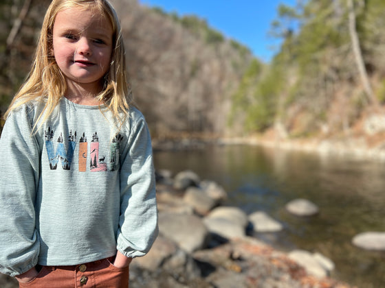 Charlie graphic tee in wild