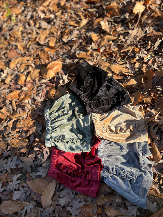 Paisley shorts in maroon