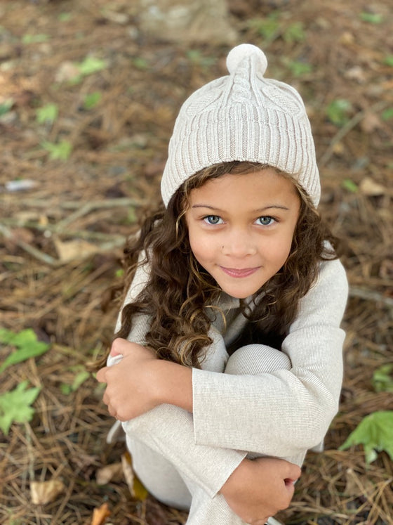 maddy knit hat in oatmeal
